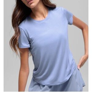 ALO Yoga Slate Short Sleeve Tee winter frost nwt